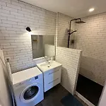 Le Coloré - Parking Gratuit - Confortable Appartement