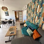 Appartement Le Coloré - Parking Gratuit - Confortable Pau