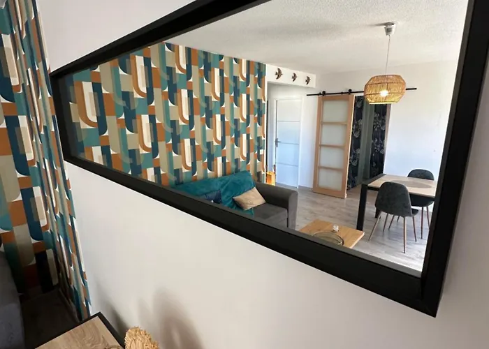 Le Coloré - Parking Gratuit - Confortable Appartement